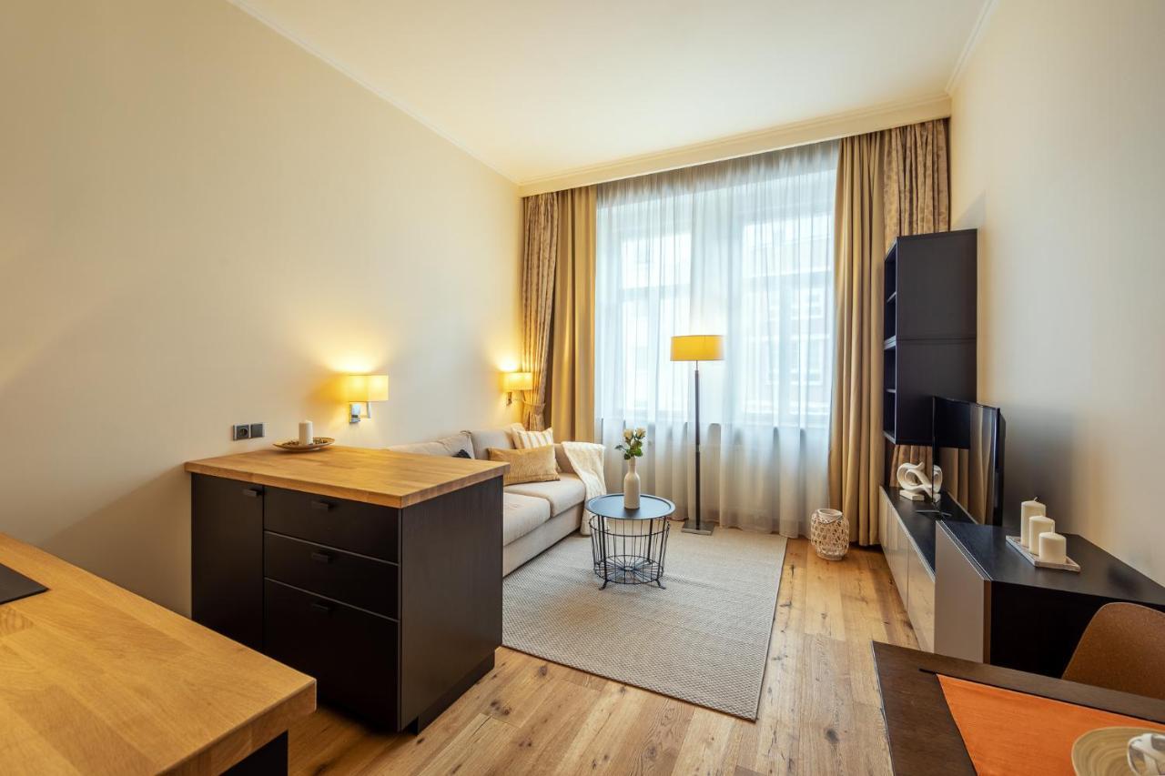Design Merrion Hotel Прага Экстерьер фото