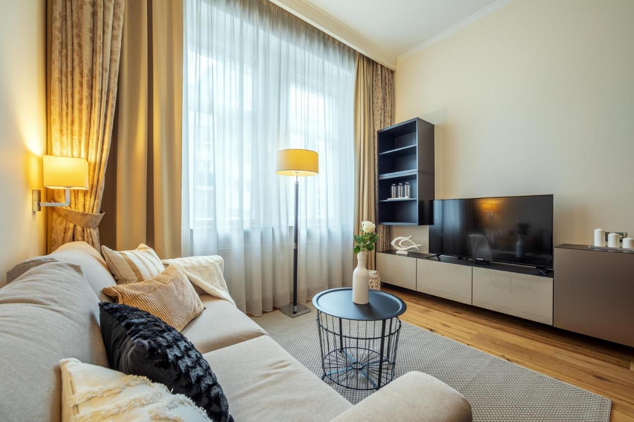 Design Merrion Hotel Прага Экстерьер фото