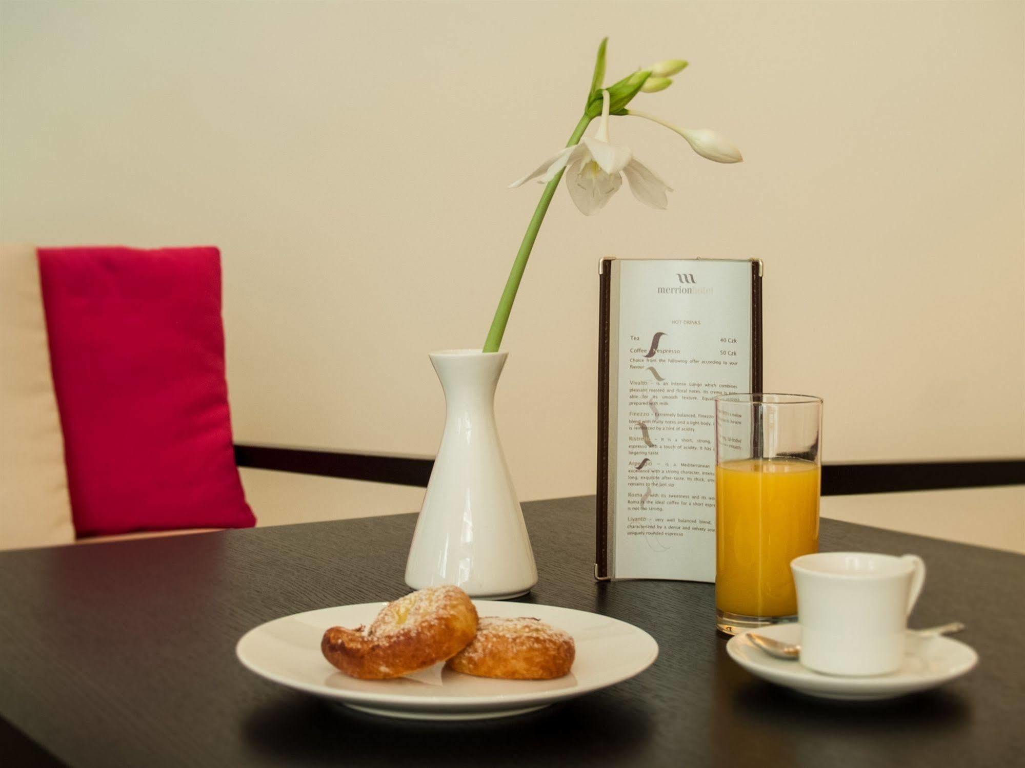 Design Merrion Hotel Прага Экстерьер фото